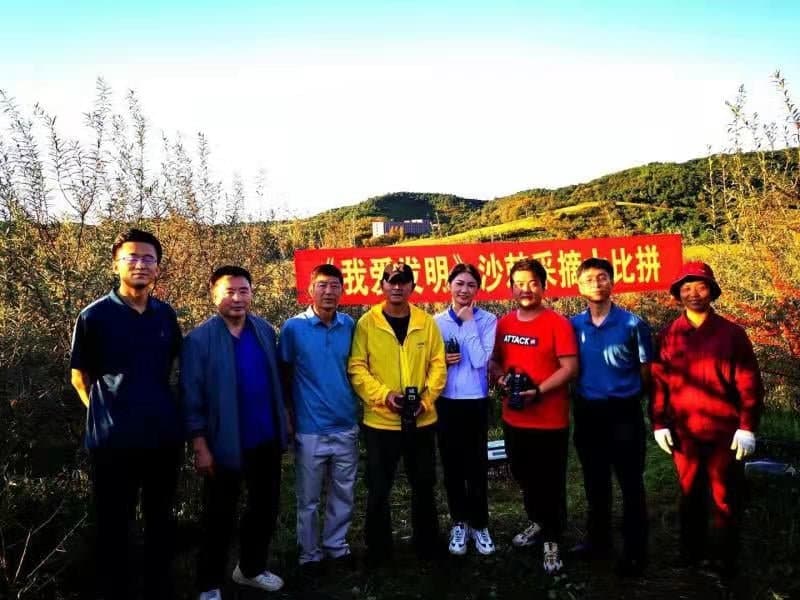 NongYuan team - experts in fruit picking machinery R&D